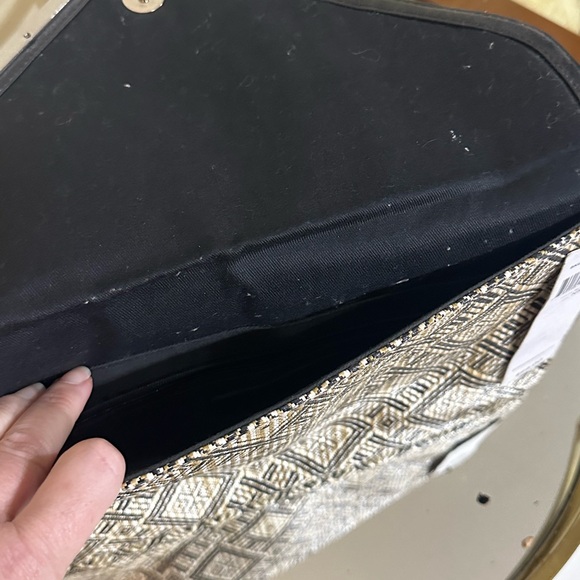 BCBGeneration Envelope Clutch NEW!!! - Picture 3 of 3